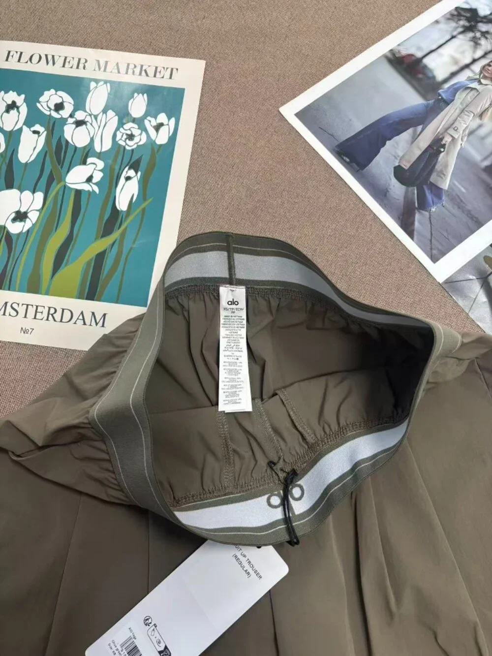 🥝NWT Alo Yoga Suit Up Trouser (Olive) Regular  30-inch Inner Seam Length 💫